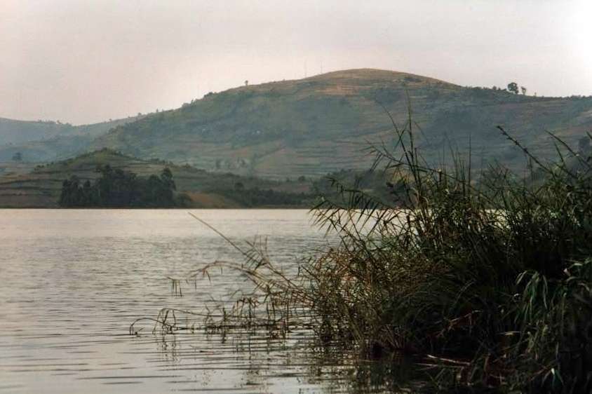 LAke Bunyonyi Boating Safari