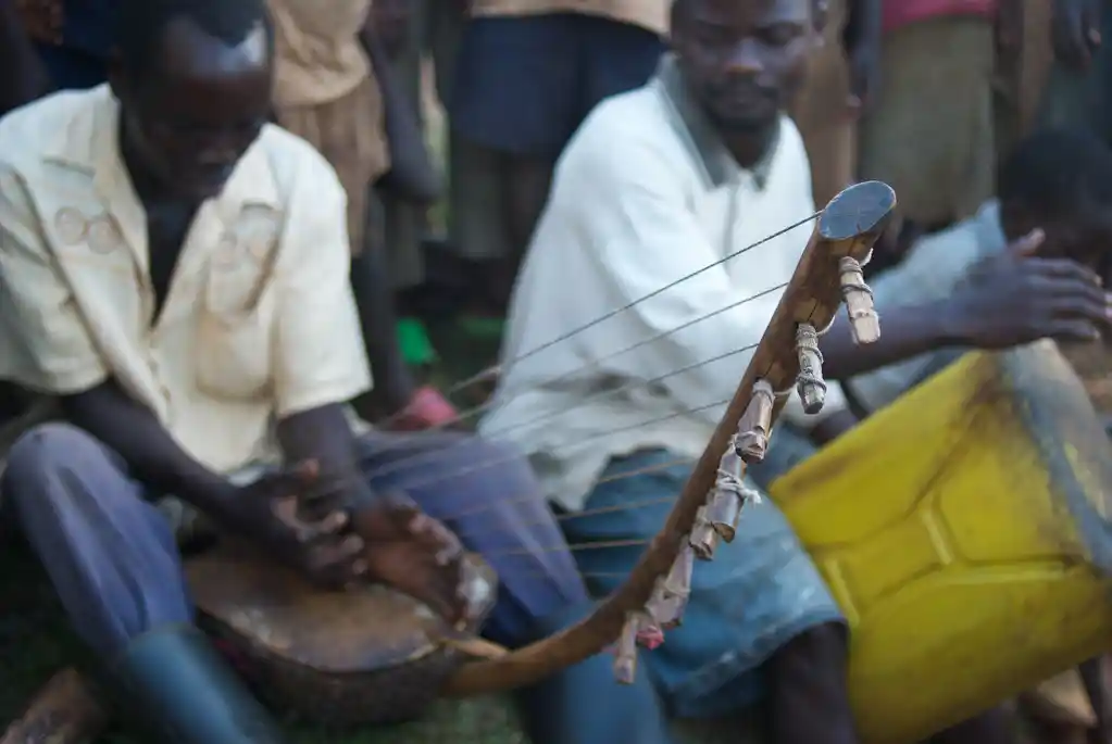 Uganda community tours